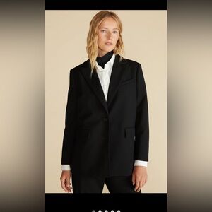 Great for Xmas! NWT Amour Vert Alix Boyfriend Blazer - Black. Size Small.
